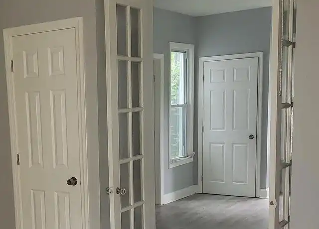Property at 54 E Centre St Unit 1-1, Woodbury, NJ, 08096, 1 bed, 1 bath, [object Object]