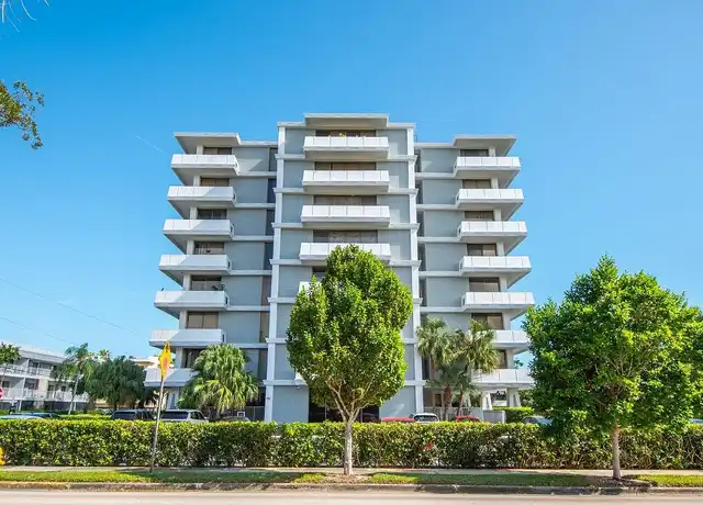 Property at Legacy at South Miami - 5880 SW 74th Ter, South Miami, FL, 33143, 1 bed, 1 bath, [object Object]