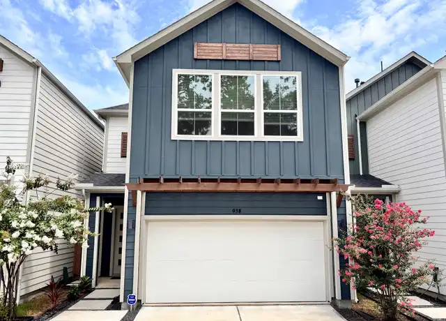 Property at 958 Highland Sound Ln, Houston, TX, 77091, 3 beds, 2.5 baths, [object Object]