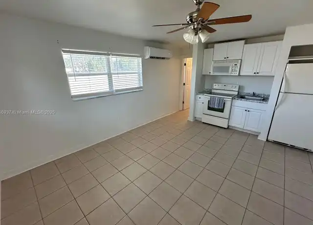 Property at 318 Tarpon Dr #1, Cape Coral, FL, 33904, 0 beds, 1 bath, [object Object]