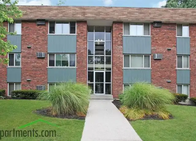 Property at 466 Pedretti Ave Unit 466-1, Cincinnati, OH, 45238, 2 beds, 1 bath, [object Object]