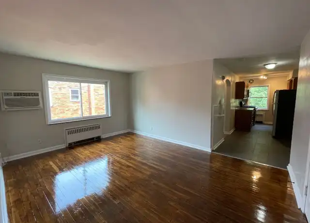 Property at 3036 Hackberry St Unit 3040-4, Cincinnati, OH, 45206, 1 bed, 1 bath, [object Object]