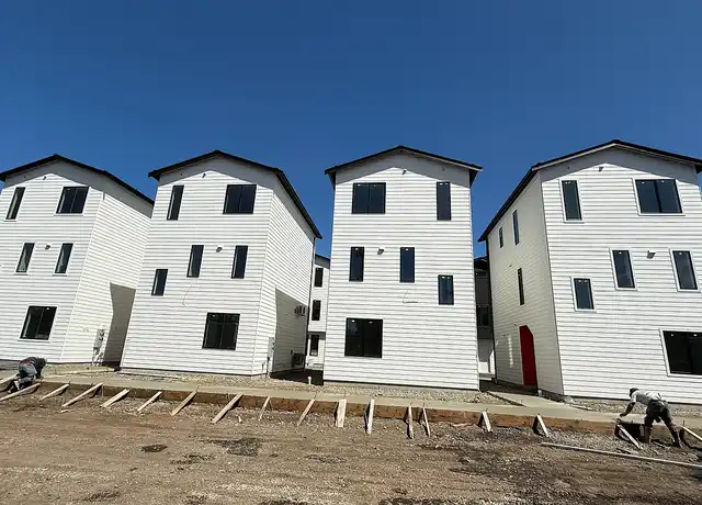 Property at Birds Mill - 7513 Grange St W, Lakewood, WA, 98499, 1 bed, 1 bath, [object Object]