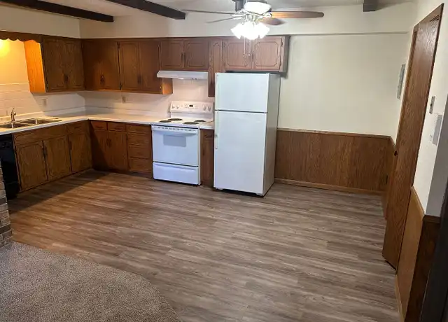 Property at 417 7th St N Apt 33, Sartell, MN, 56377, 2 beds, 1 bath, [object Object]