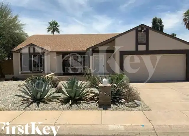 Property at 907 W Kerry Ln, Phoenix, AZ, 85027, 3 beds, 2 baths, [object Object]