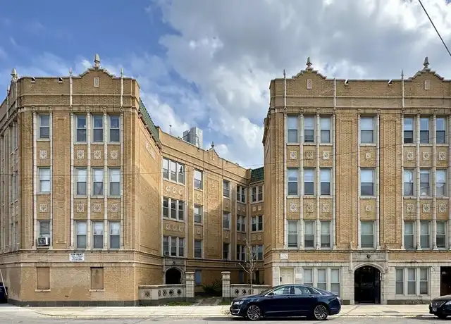 Property at 4257 W Addison St Unit 3, Chicago, IL, 60641, 1 bed, 1 bath, [object Object]