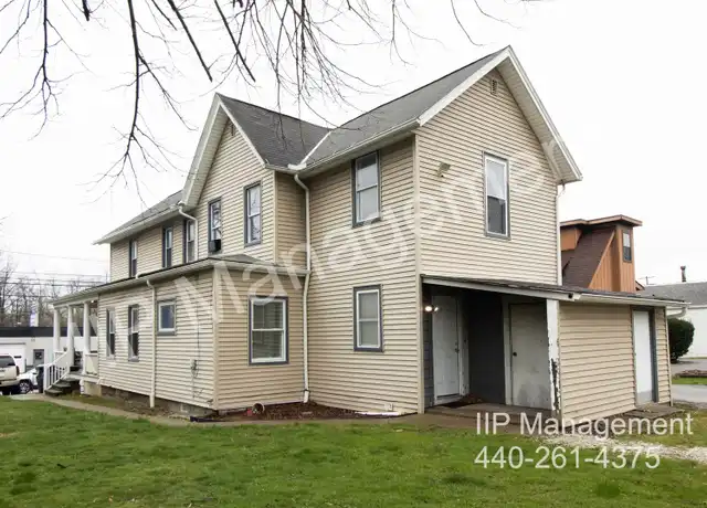 Property at 579 Broadway Ave Unit 3, Bedford, OH, 44146, 1 bed, 1 bath, [object Object]