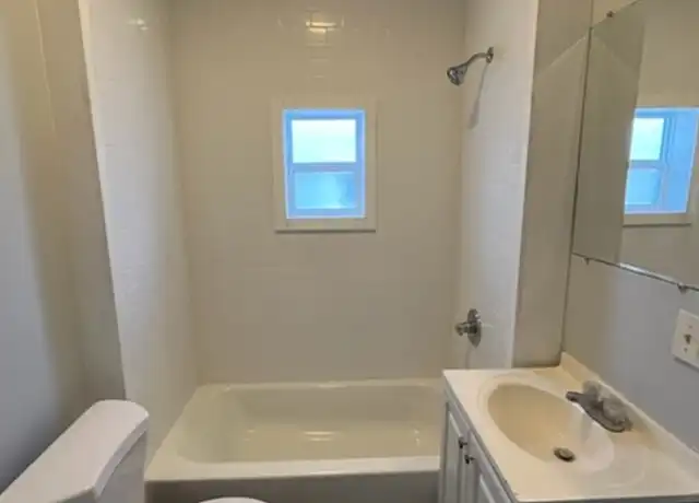 Property at 634 N Euclid Ave, Indianapolis, IN, 46201, 2 beds, 1 bath, [object Object]