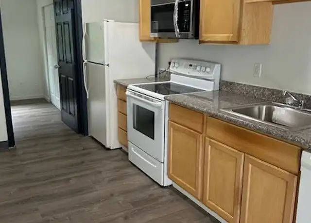 Property at 12026 SE Ash St Unit 217, Portland, OR, 97216, 2 beds, 1 bath, [object Object]