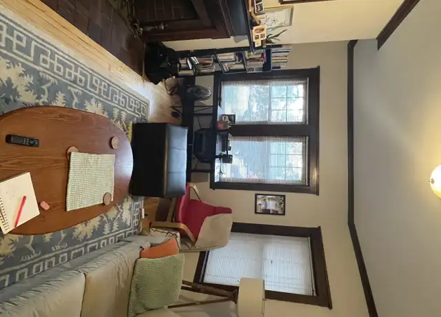 Property at 5 Linnaean St Unit 5, Cambridge, MA, 02138, 2 beds, 1 bath, [object Object]