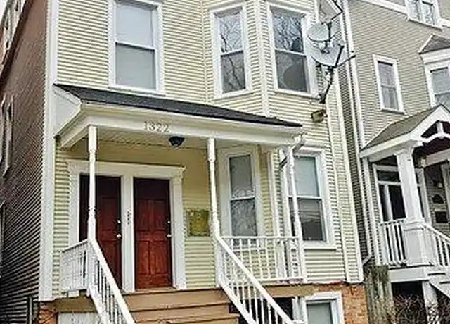 Property at 1322 W Melrose St, Chicago, IL, 60657, 2 beds, 1 bath, [object Object]