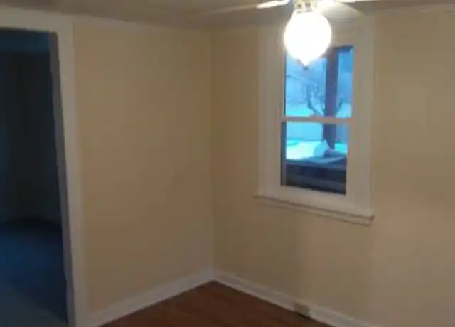 Property at 414 2nd St, Franklin, PA, 16323, 1 bed, 1 bath, [object Object]