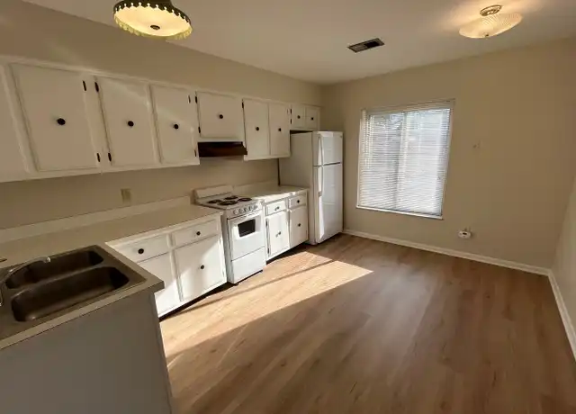 Property at 699 Wetmore Rd Unit 699-S, Columbus, OH, 43214, 1 bed, 1 bath, [object Object]