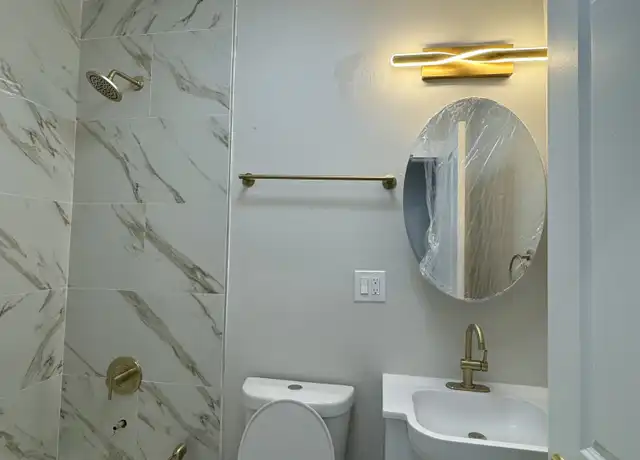 Property at 485 Howard Ave Unit 4, New Haven, CT, 06519, 3 beds, 1 bath, [object Object]