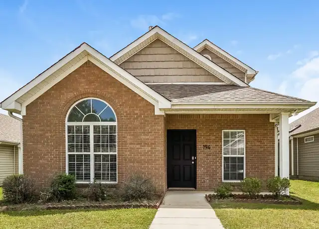Property at 194 Village Dr, Calera, AL, 35040, 3 beds, 2 baths, [object Object]