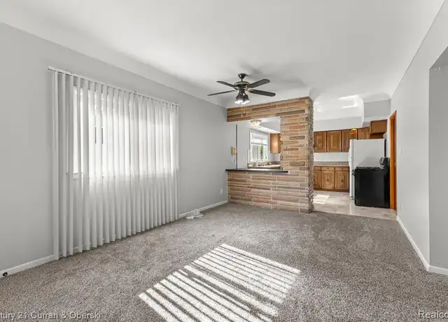Property at 965 Elm St, Wyandotte, MI, 48192, 2 beds, 1 bath, [object Object]