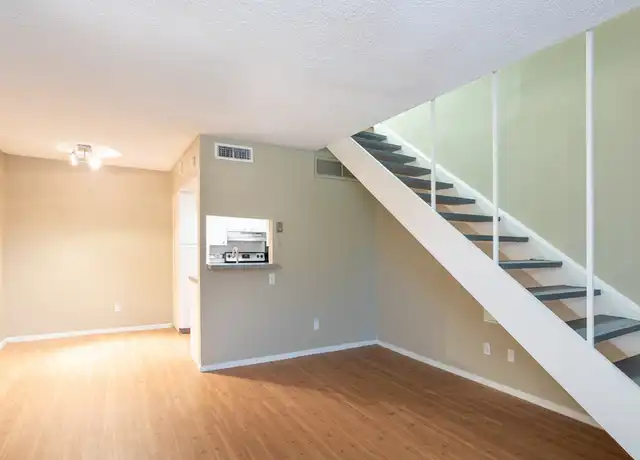 Property at 3407 Red River St Unit 1621, Austin, TX, 78705, 2 beds, 1 bath, [object Object]