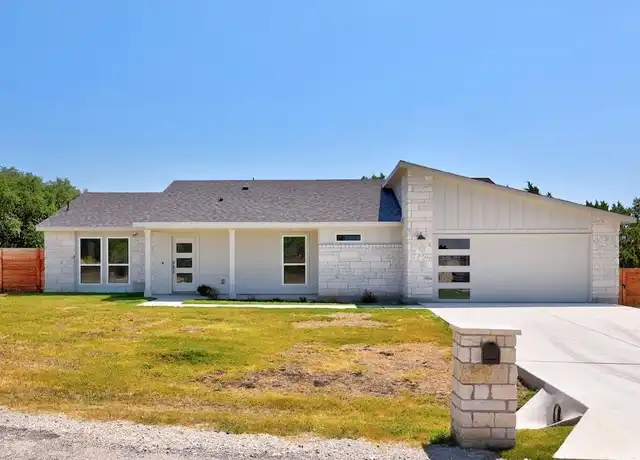 Property at 2105 Valley Forge Cv, Lago Vista, TX, 78645, 3 beds, 2 baths, [object Object]