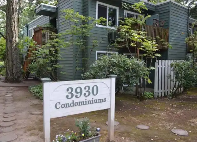 Property at 3930 Lake Grove Ave Unit 3A, Lake Oswego, OR, 97035, 2 beds, 1 bath, [object Object]