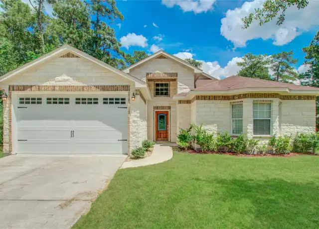 Property at 10572 Twin Oak Dr, Conroe, TX, 77385, 3 beds, 2 baths, [object Object]