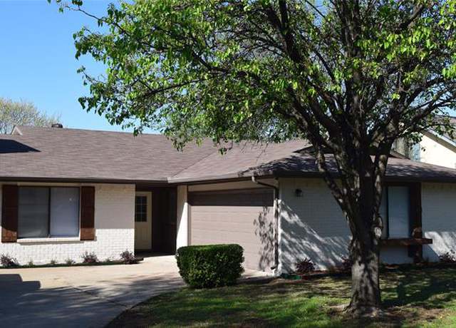 Photo of 3055 Old Orchard Ln, Bedford, TX 76021