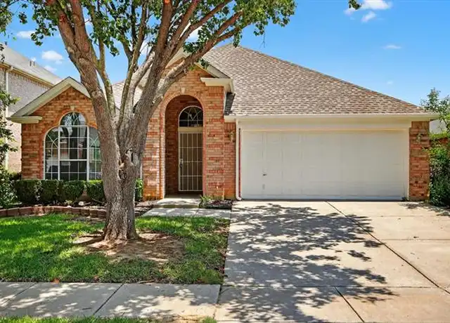 Property at 3012 Honey Locust Dr, Euless, TX, 76039, 3 beds, 2 baths, [object Object]