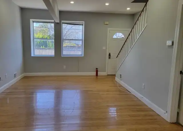 Property at 461-475 Catherine St Unit 104B, Elizabeth, NJ, 07201, 2 beds, 1 bath, [object Object]
