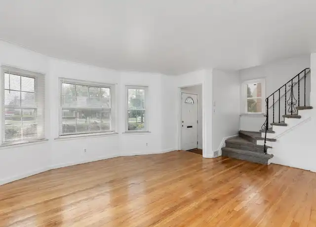 Property at 7370 W Outer Dr, Detroit, MI, 48235, 3 beds, 1 bath, [object Object]