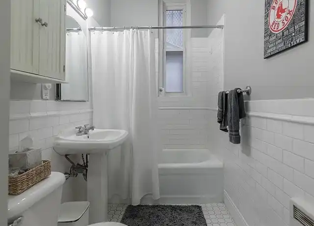 Property at 135 Marlborough St, Boston, MA, 02116, 1 bed, 1 bath, [object Object]