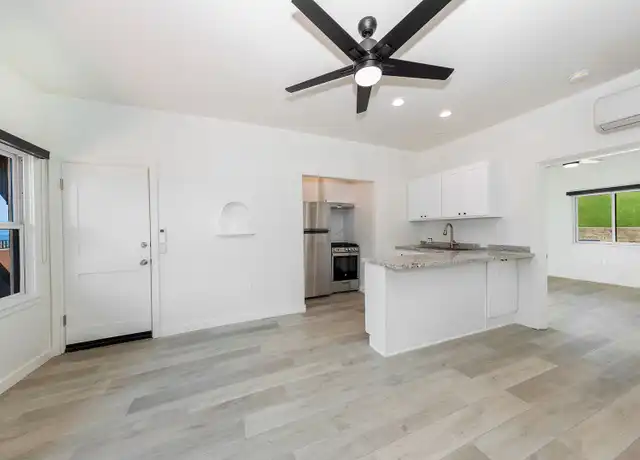 Property at 1313 Buena Vista St Unit 05, Ventura, CA, 93001, 1 bed, 1 bath, [object Object]