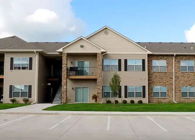 Property at 1227 NE Windsor Dr Unit 1227-204, Ankeny, IA, 50021, 3 beds, 2 baths, [object Object]