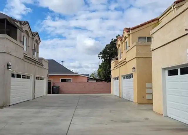 Property at 22023 Hawaiian Ave Unit B, Hawaiian Gardens, CA, 90716, 3 beds, 3 baths, [object Object]