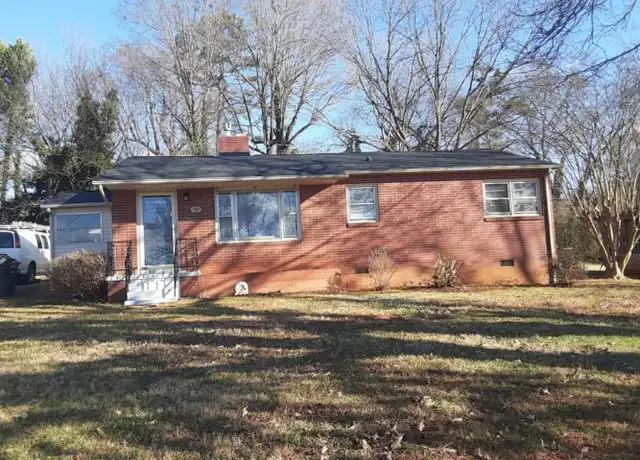 Property at 1507 N Frye Ave, Newton, NC, 28658, 3 beds, 1 bath, [object Object]
