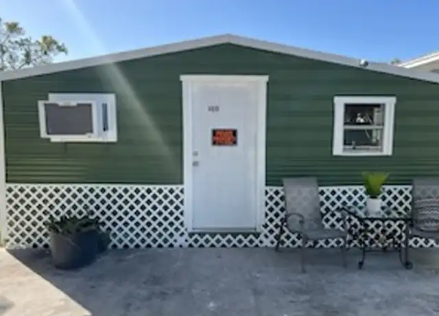 Property at 4019 E Osborne Ave Unit 2, Tampa, FL, 33610, 1 bed, 1 bath, [object Object]