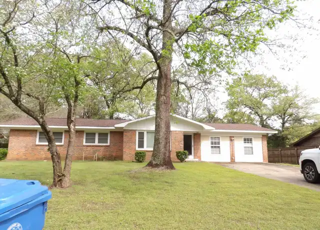 Property at 220 Yellowleaf Dr, Enterprise, AL, 36330, 3 beds, 2 baths, [object Object]