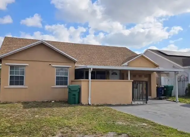 Property at 3237 NW 204th Ter, Miami Gardens, FL, 33056, 2 beds, 2 baths, [object Object]