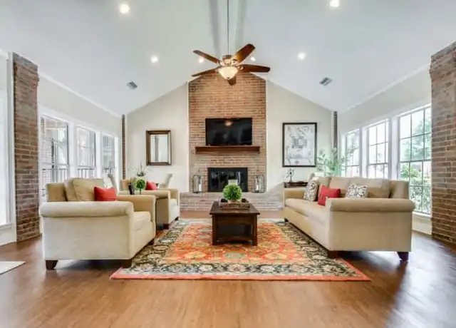Property at 18790 Lloyd Dr Unit 1015, Dallas, TX, 75252, 1 bed, 1 bath, [object Object]