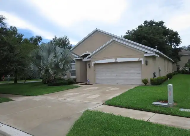 Property at 11204 Avery Oaks Dr, Tampa, FL, 33625, 4 beds, 2 baths, [object Object]