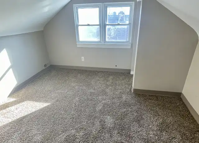 Property at 4619 E 175th St, Cleveland, OH, 44128, 5 beds, 1 bath, [object Object]