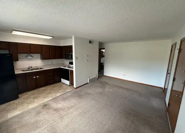 Property at 35 N 1st St #7, Council Bluffs, IA, 51503, 1 bed, 1 bath, [object Object]