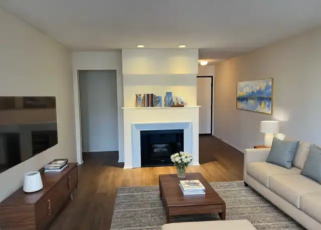 Property at 10750 Palms Blvd Unit 102, Los Angeles, CA, 90034, 3 beds, 3 baths, [object Object]