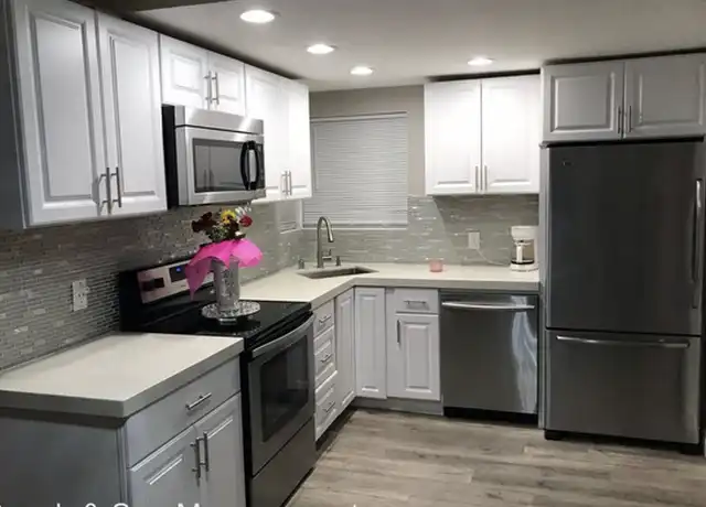 Property at 310 Riverview Way, Oceanside, CA, 92057, 3 beds, 2 baths, [object Object]