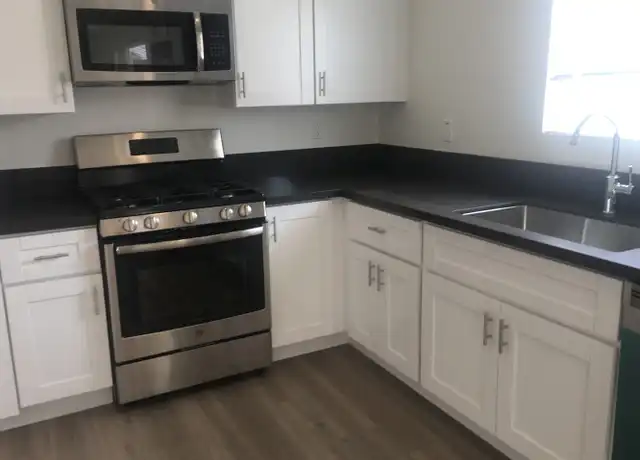 Property at 1451 1/2 Hornblend St Unit 1451 1/2 B, San Diego, CA, 92109, 3 beds, 2 baths, [object Object]