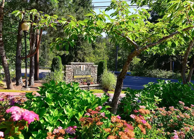 Photo of 5105 Issaquah Pine Lake Rd SE, Issaquah, WA 98029