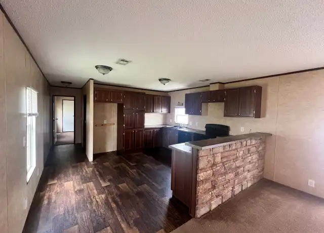 Property at 512 W Alabama Ave, Chickasha, OK, 73018, 3 beds, 2 baths, [object Object]
