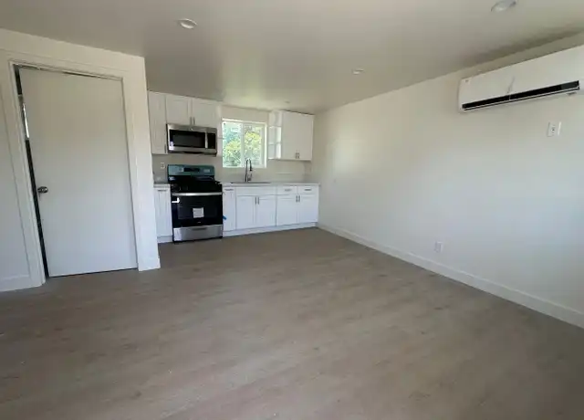 Property at 430 E 17th St Unit 10, Long Beach, CA, 90813, 0 beds, 1 bath, [object Object]