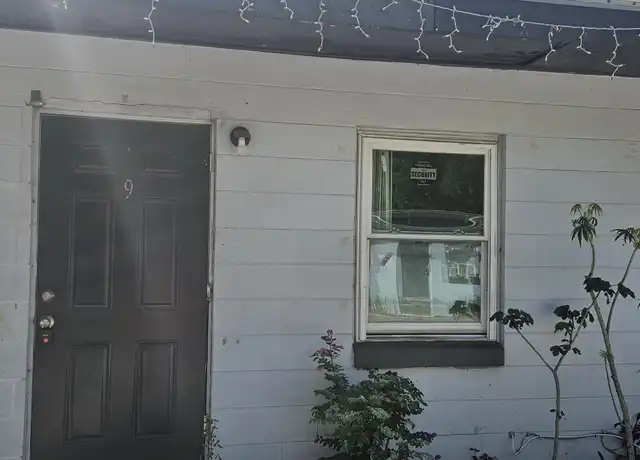 Property at 430 N Charles St Unit 9, Daytona Beach, FL, 32114, 1 bed, 1 bath, [object Object]