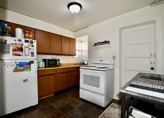 Property at 1226 10th St N Unit 6, Fargo, ND, 58102, 1 bed, 1 bath, [object Object]