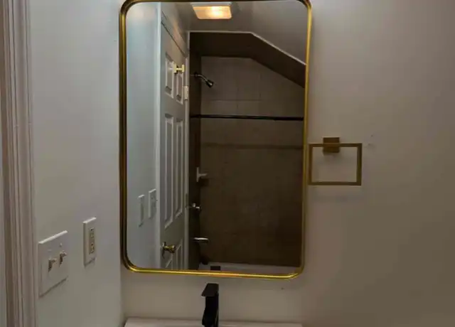 Property at 224 S 7th St Unit 3, Newark, NJ, 07103, 2 beds, 1 bath, [object Object]