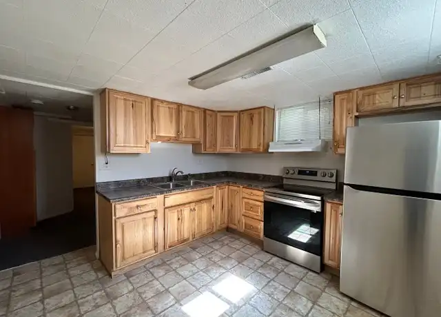Property at 512 150 E Unit 2-Downstairs, Orem, UT, 84057, 2 beds, 1 bath, [object Object]